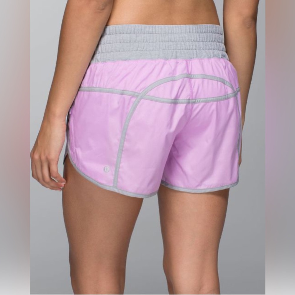 Lululemon Tracker Short II *2-way Stretch size 10